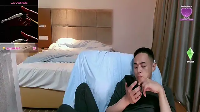 tsia-die (Ask my age) - 静候有缘人^^^想要吗？？带我进​pvt或者​c​2c。我们一起嗨！！！