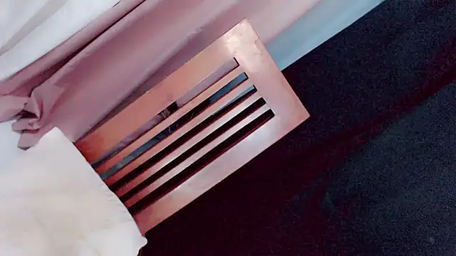 Amomentoflust99 webcam