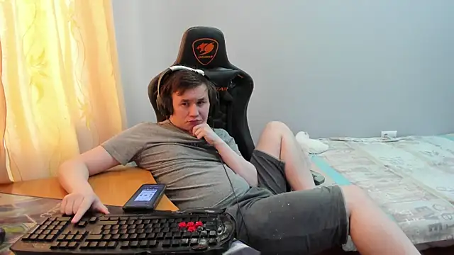 iliaskrislove webcam