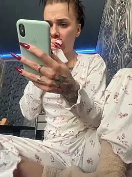 Queen_of_pain webcam