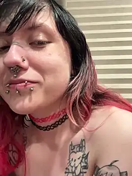 needlefaceUwU webcam