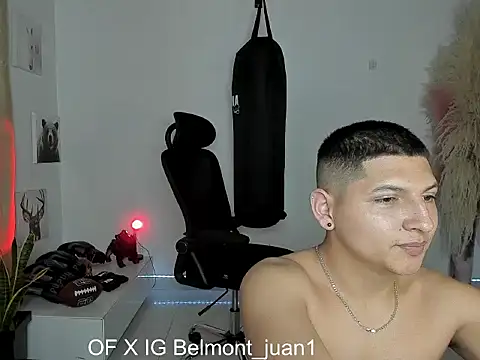 A_lejandro_08 webcam