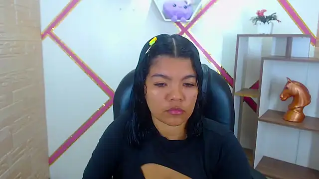 Heidy_Colins webcam