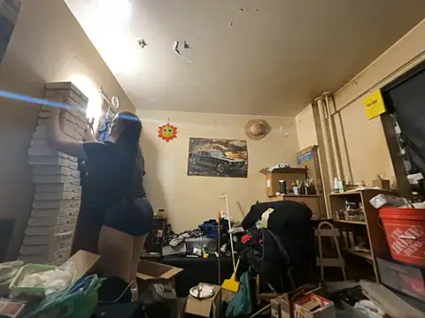 Snowbunnycake_131 webcam