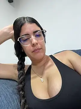 _niah_ (F young) - SPANK MY ASS HARD! 🔥