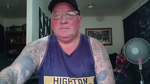 KINKYBLUEYES69 webcam