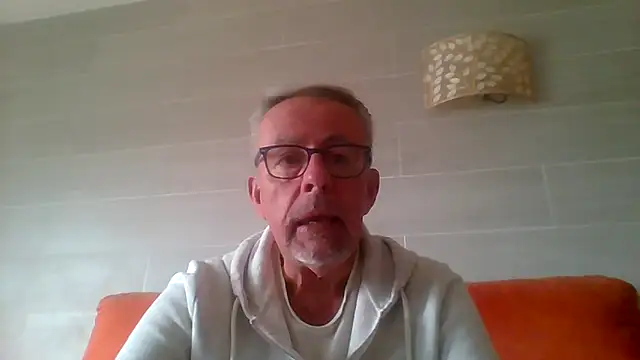 tuggy59 - Tuggy59's free webcam - UK Sex Cams