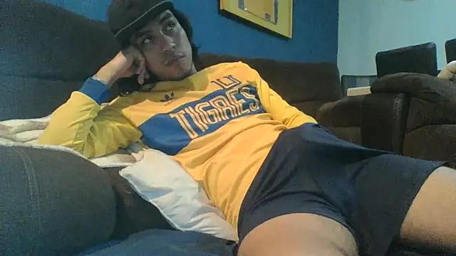 alexalejandro13 (M young) - Quitame La Ropa, Correrme En La Cama