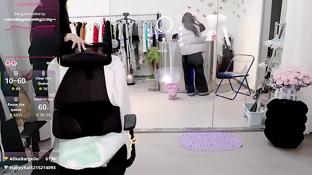 美女yangyang-777在线直播