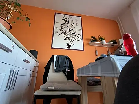 smaili1513 live sex cam