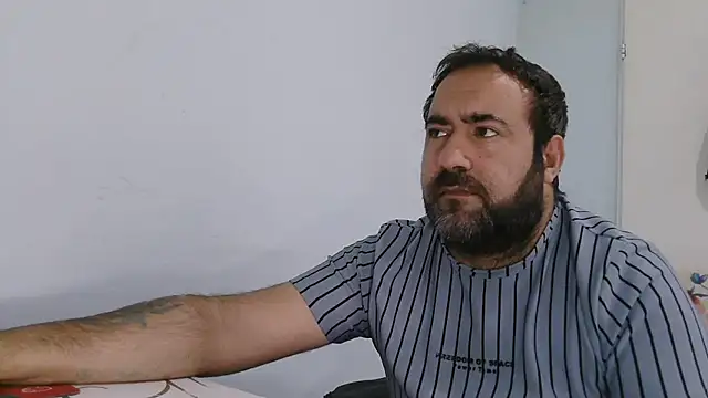 mio_jaks (Ask my age) - Does anyone want sperm? :wanker: