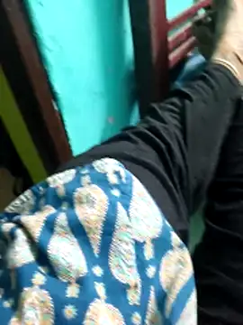 villageanuty (F milf) - Ticket Show