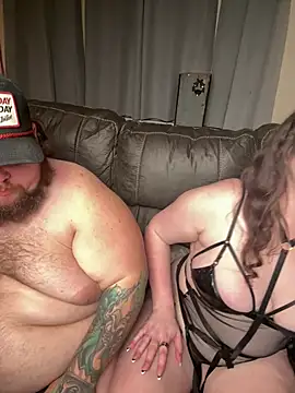 ANNIEandHUNNIE webcam