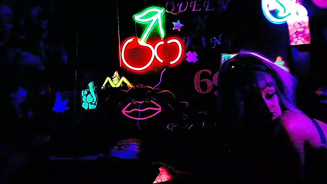 DaddyAndSplashQueen webcam