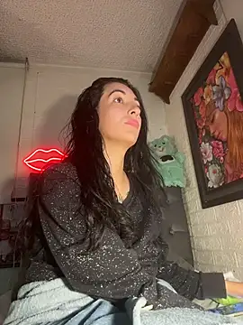 salome_korland (G young) - play salive + cum  in mouth