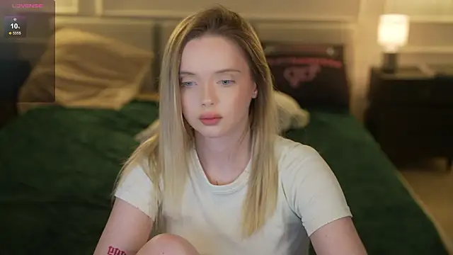 Cassy-Celestial_ webcam