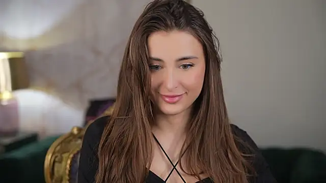 Luna_secretgirl webcam