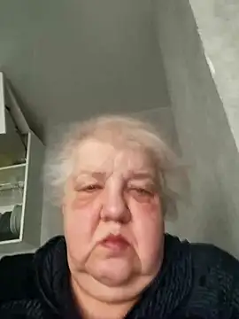 HapinessLovee webcam