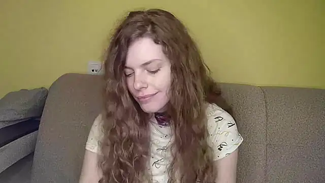 rayanenlia - RayaNenlia's free webcam - UK Sex Cams