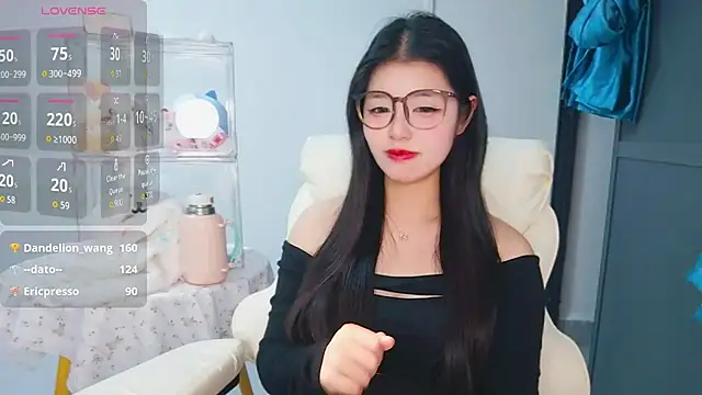 美女-XiaoYu-777在线直播