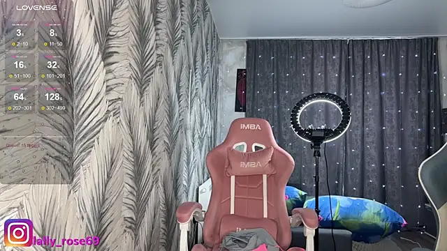 LallyRose69 webcam