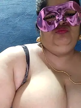 tamilthanushri webcam