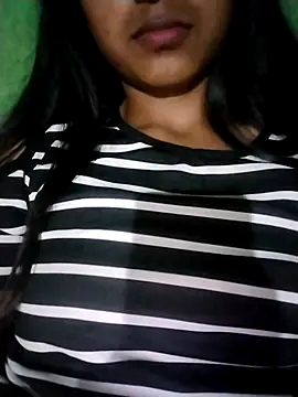 Nimisha-Basu webcam