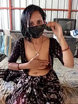 desicpl26 - Desicpl26's free webcam