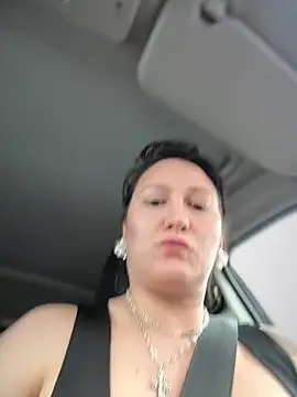 ZhenjaPoledance webcam