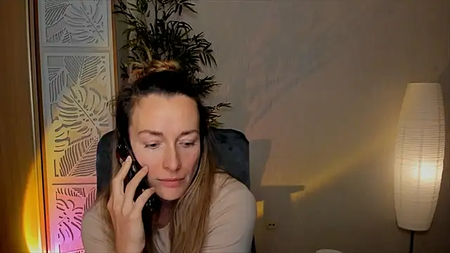 RebeccaMartinez webcam