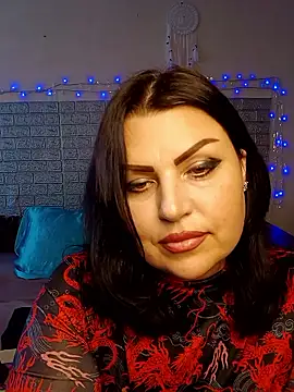 kataleya94 (F milf) - naked ass