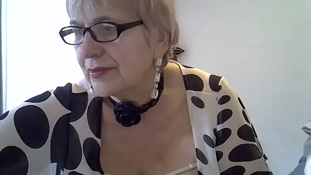 SweetCherry27 webcam