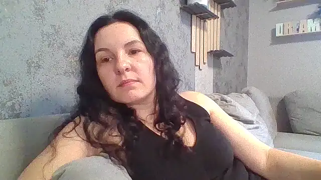 HollySecret77 webcam