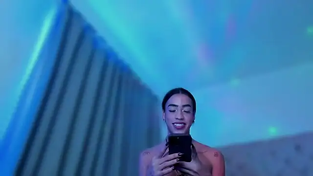 KatalinaMillan webcam