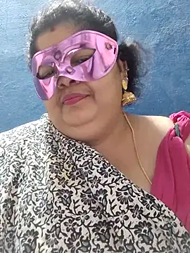 tamilthanushri webcam