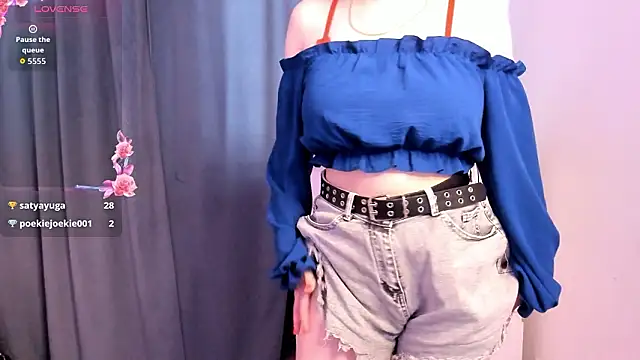 MariamGravert webcam