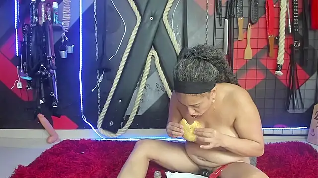 BDSM_SUBBMISION webcam