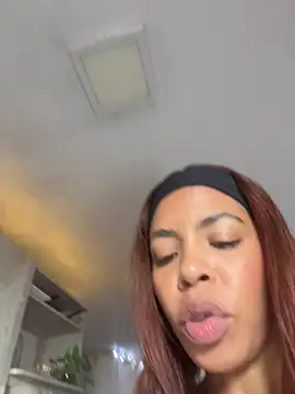 _arycoral555 - _AryCoral555's free webcam - UK Sex Cams