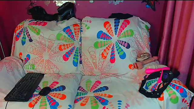 milflovelyxxx webcam