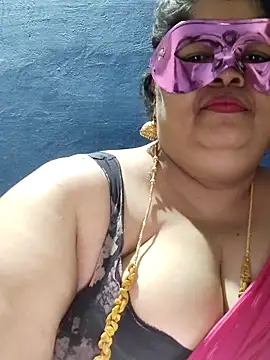 tamilthanushri (F milf) - Boobs flash