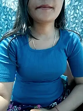 Webcam Model (Vaani_Actress)  is live.Free join now!