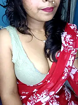 Naughty-Chaaya webcam