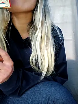 dolcehelena993 (G young) - LUSH NEL CULO💦💦💦