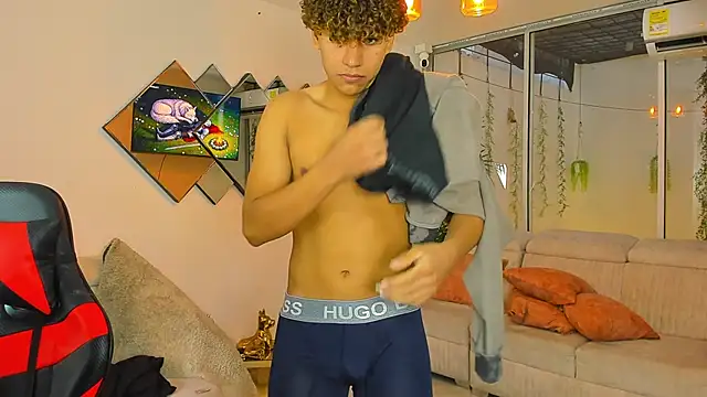 Houseofwarrios webcam