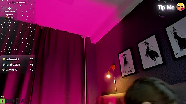 Lesi_Moonie01 webcam