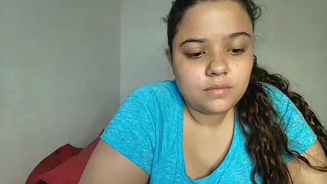 luisahot_9727 webcam