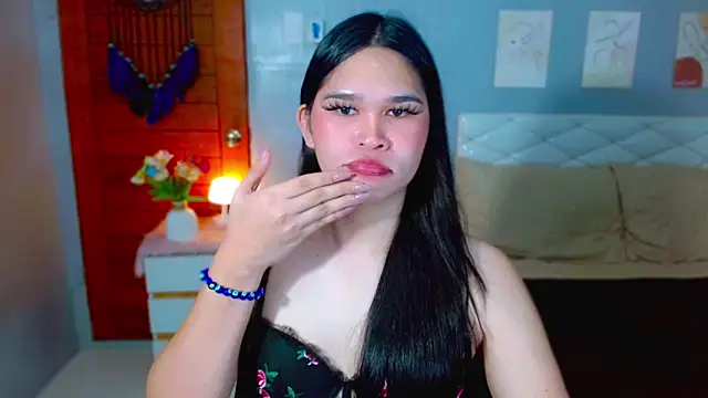 michellewild - MichelleWild's free webcam