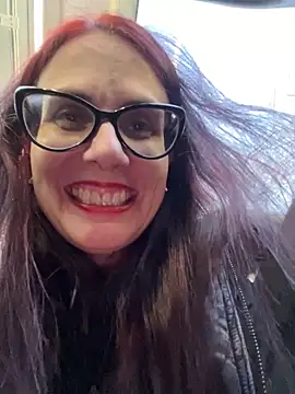 natakitten (F milf) - Show&Rub pussy in public/on bus,LT🎥