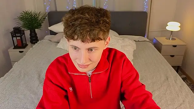 crisp1n (M young) - Cum show 2