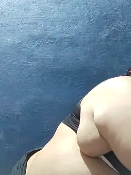 tamilthanushri webcam